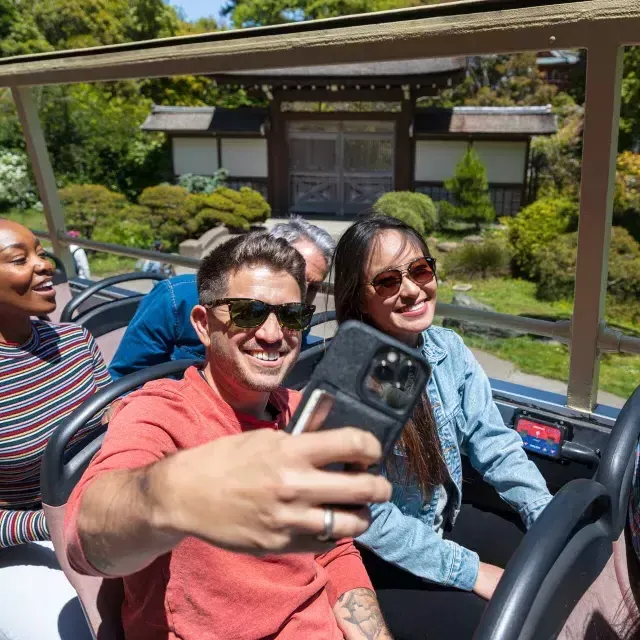 Man taking a selfie on a Big Bus Tour